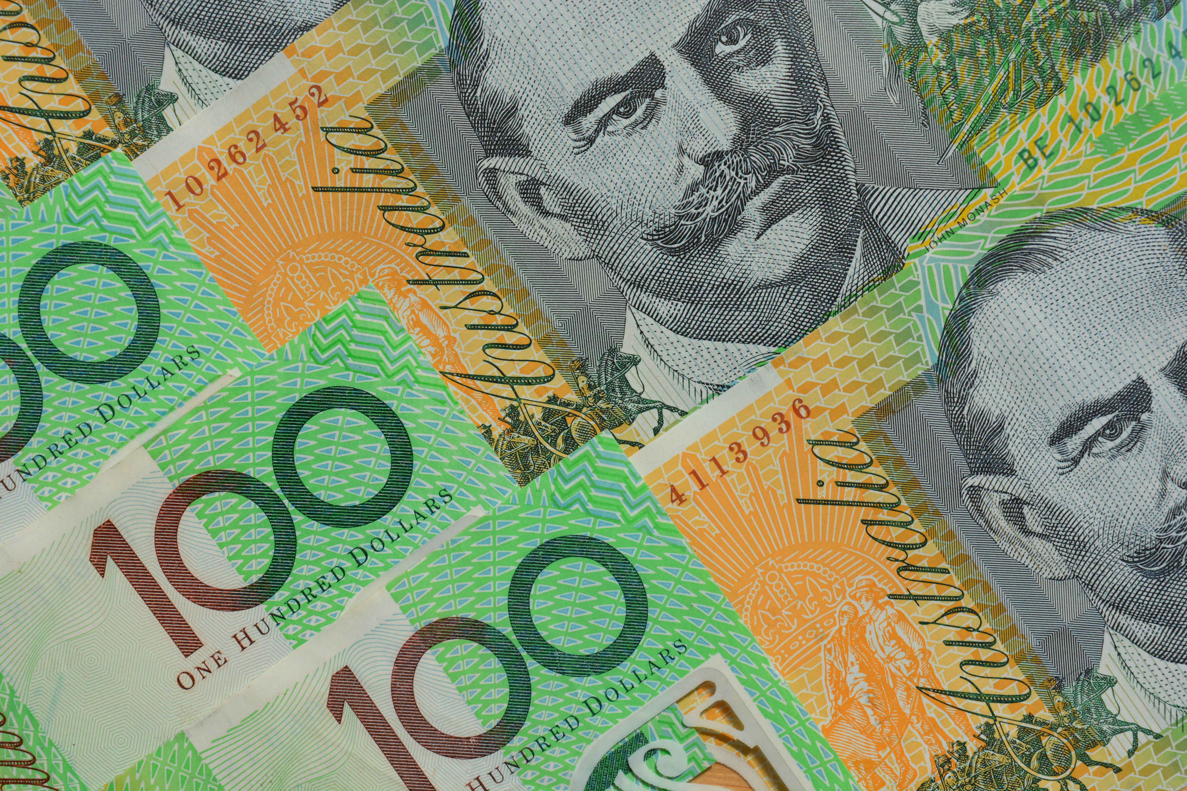 cash rate One Hundred Dollars Banknotes, Australia